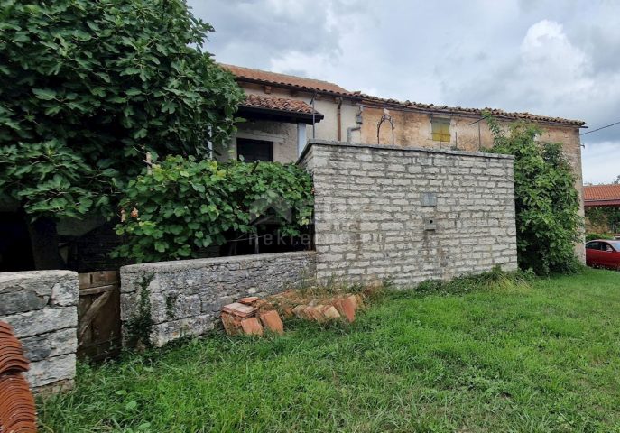 Hiša Naprodaj - Istarska Žminj - foto 2/13