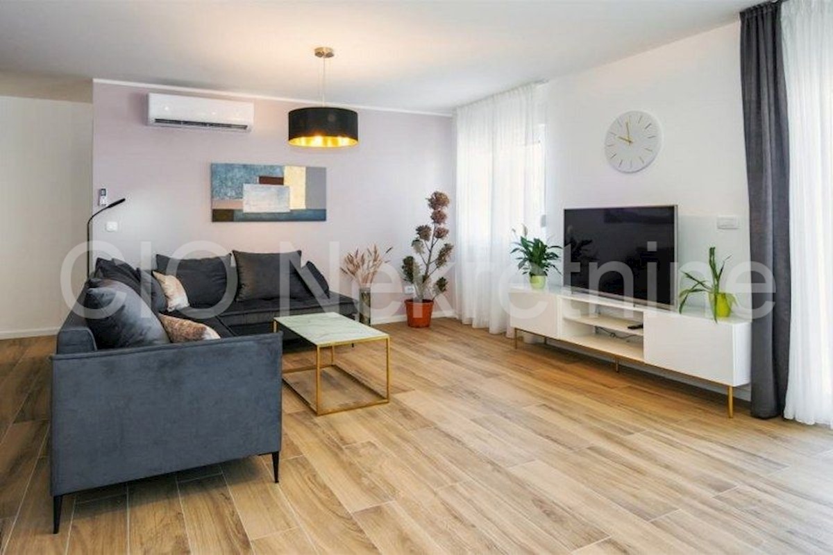 Apartment Zu vermieten KAŠTEL KAMBELOVAC