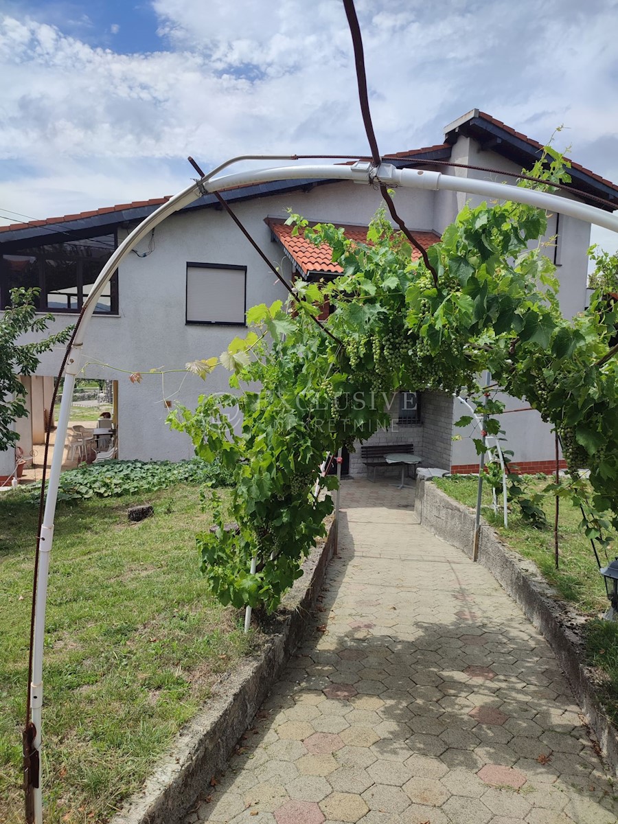 Kuća Na prodaju - PRIMORSKO-GORANSKA VIŠKOVO