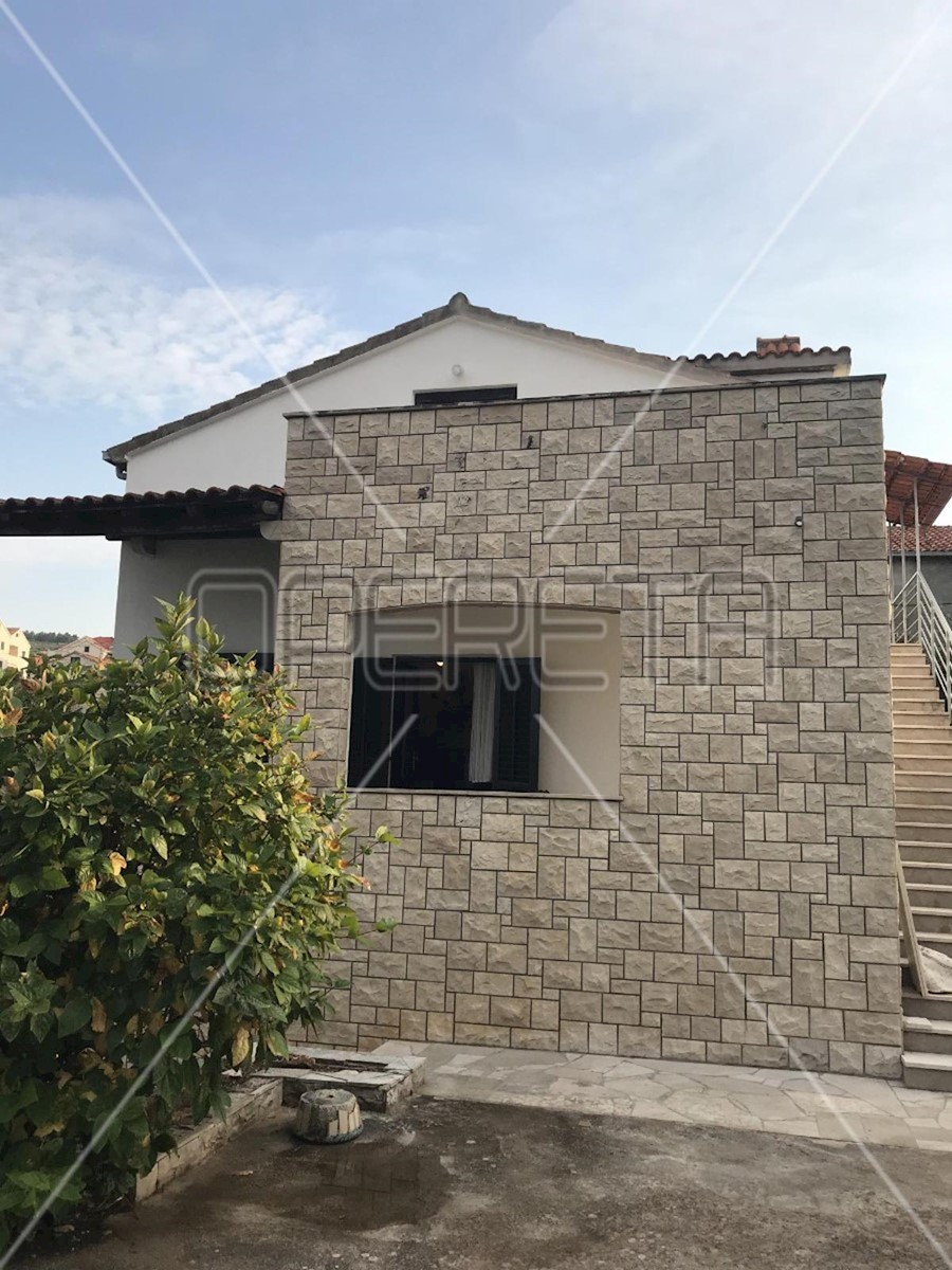 Haus Zu verkaufen - SPLITSKO-DALMATINSKA BRAČ