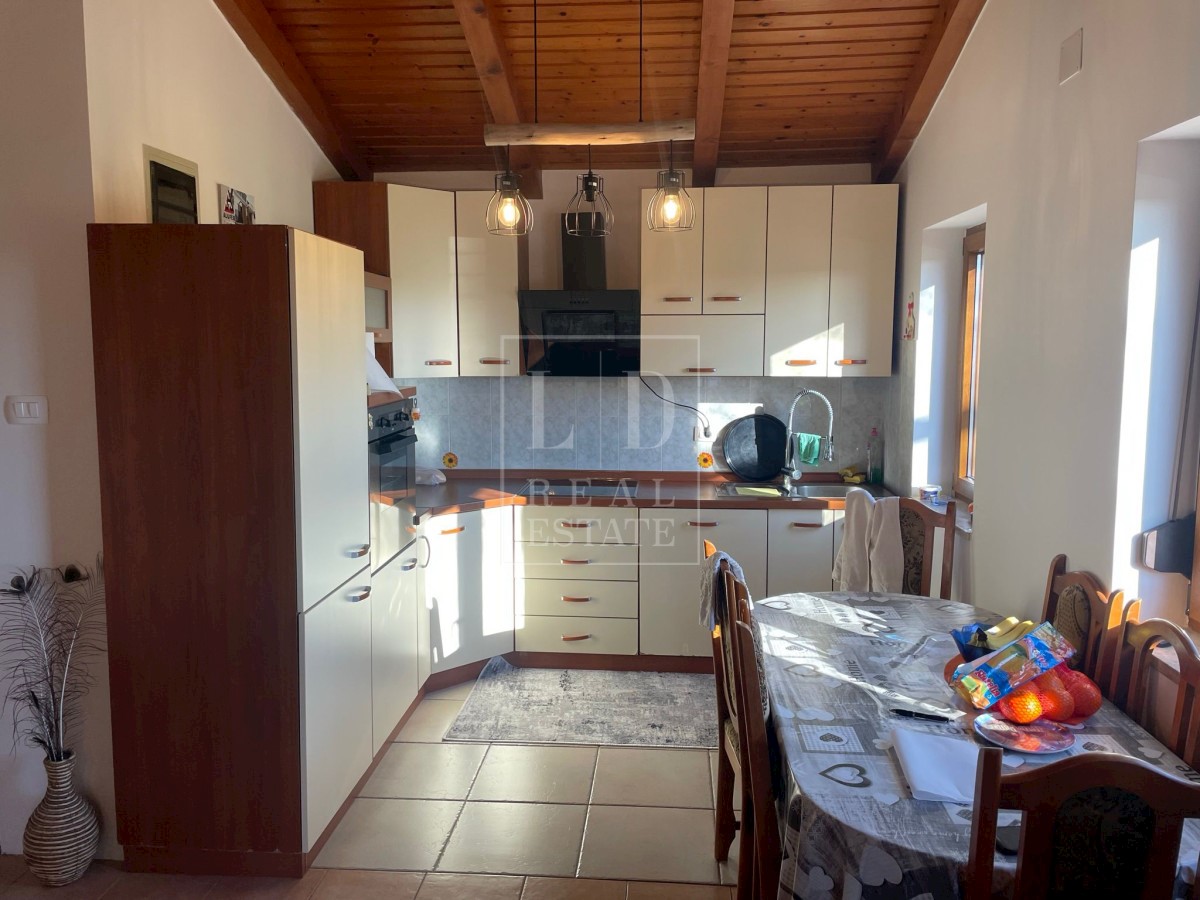 Flat For sale - ISTARSKA NOVIGRAD