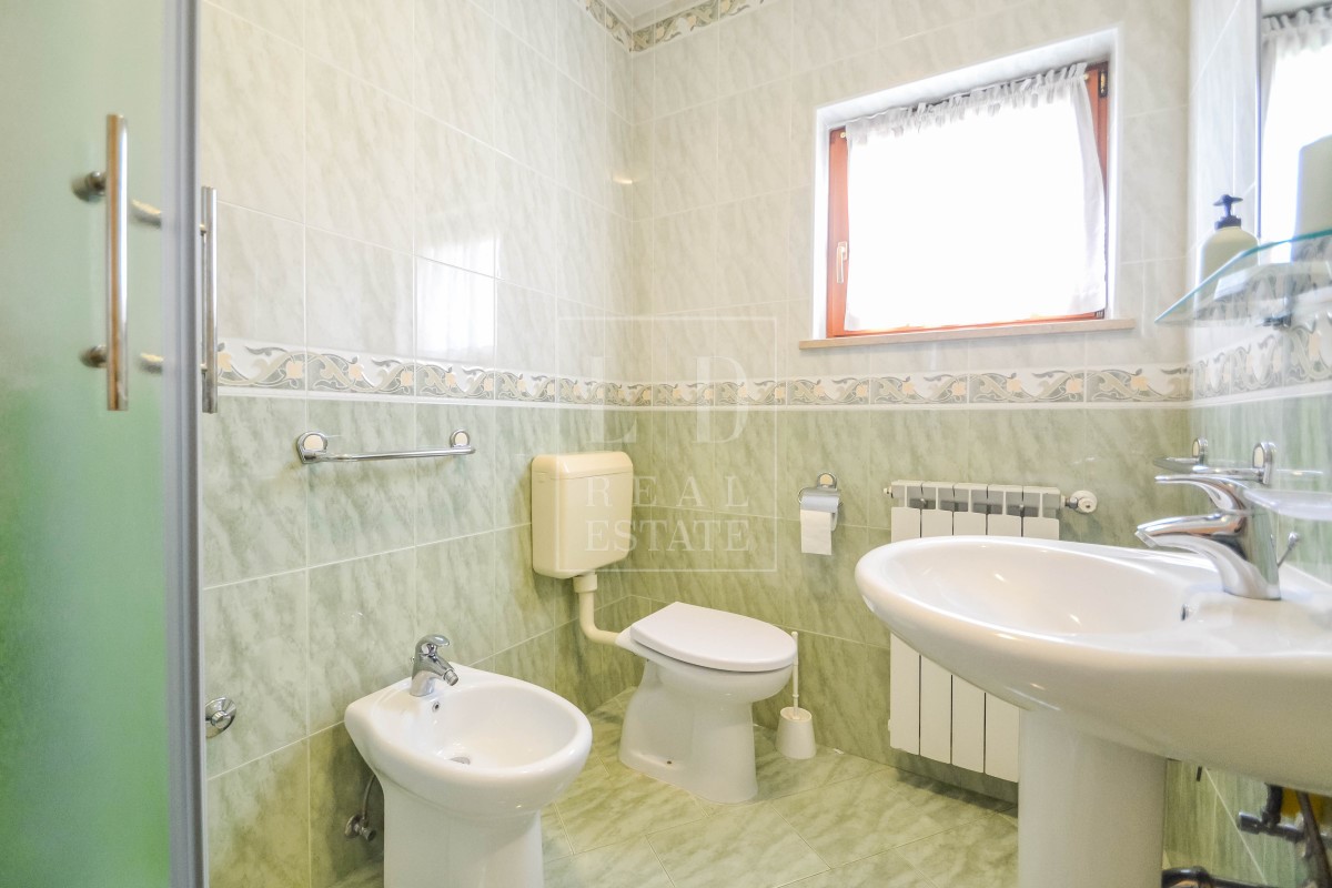 Flat For sale - ISTARSKA NOVIGRAD