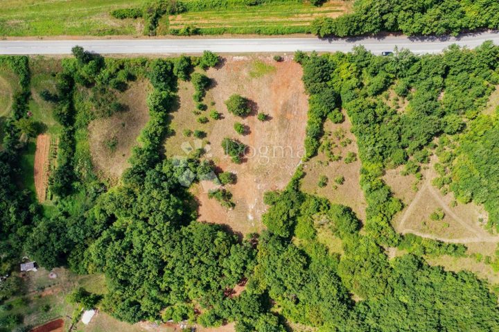 Land for sale 5448 m² – Barban