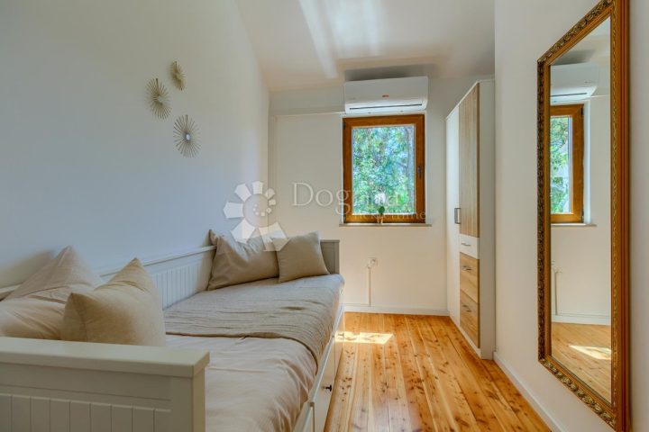 Kuća Na prodaju - Splitsko-dalmatinska Brač - foto 3/33