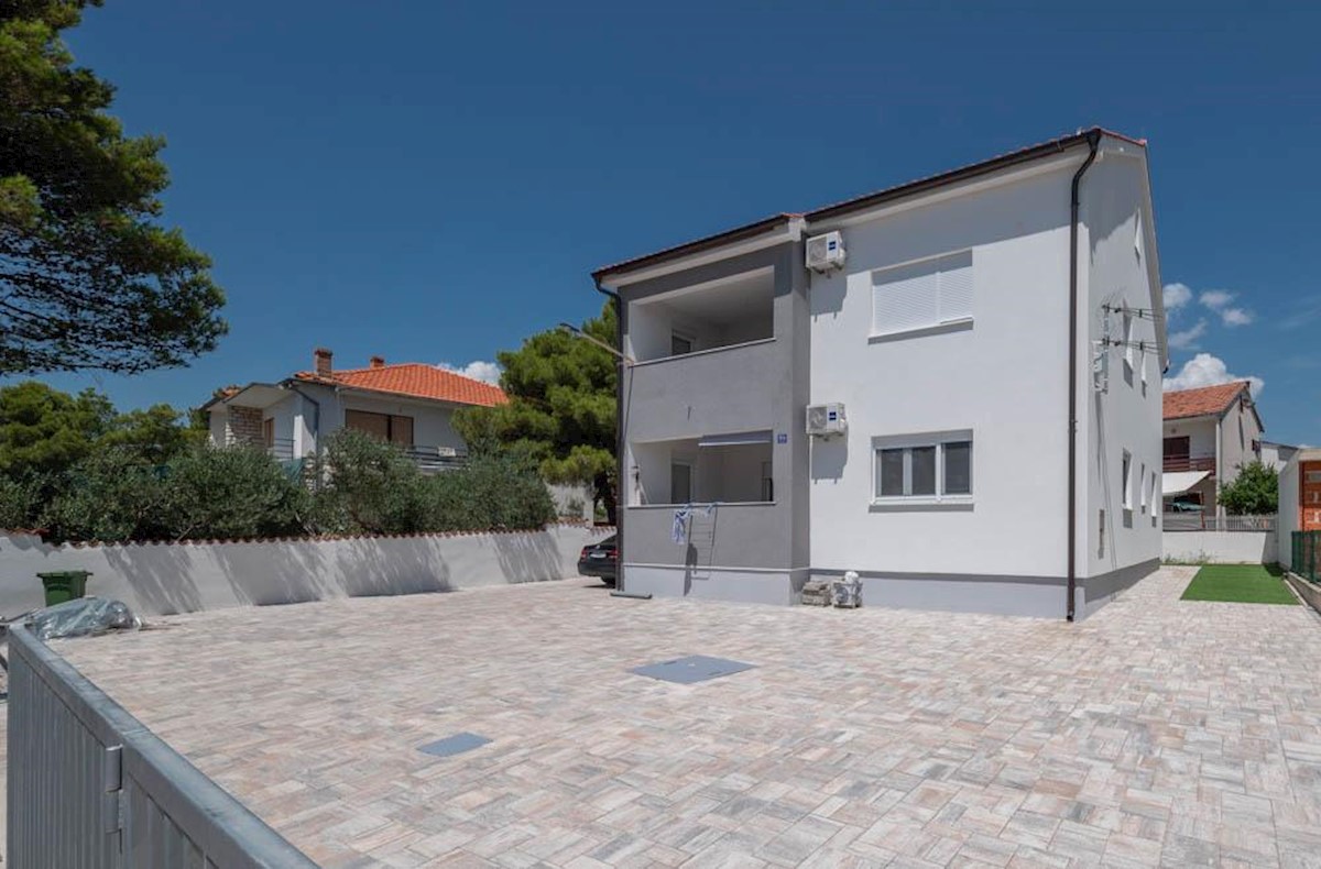 Flat For sale - ŠIBENSKO-KNINSKA VODICE