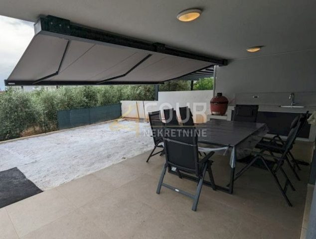 Apartment zu verkaufen 88 m² – Novigrad