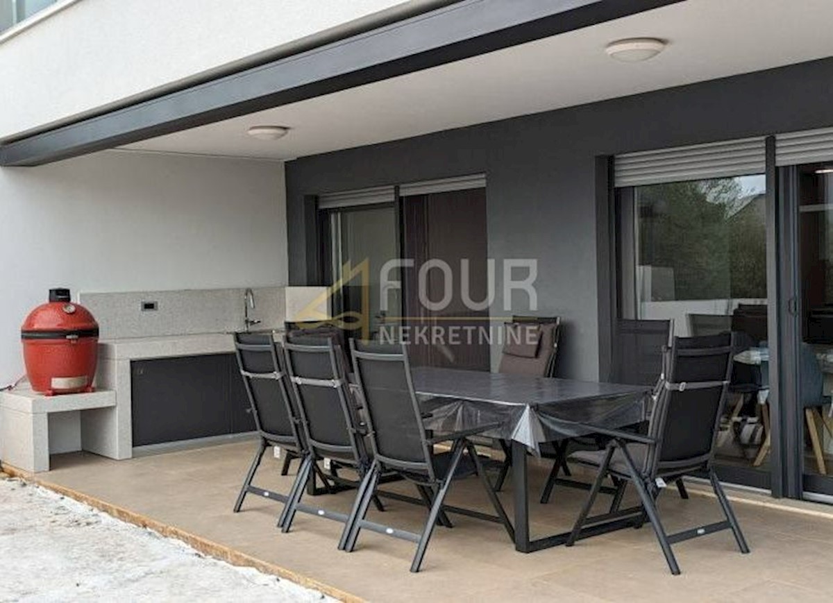 Apartma Naprodaj - ISTARSKA Novigrad
