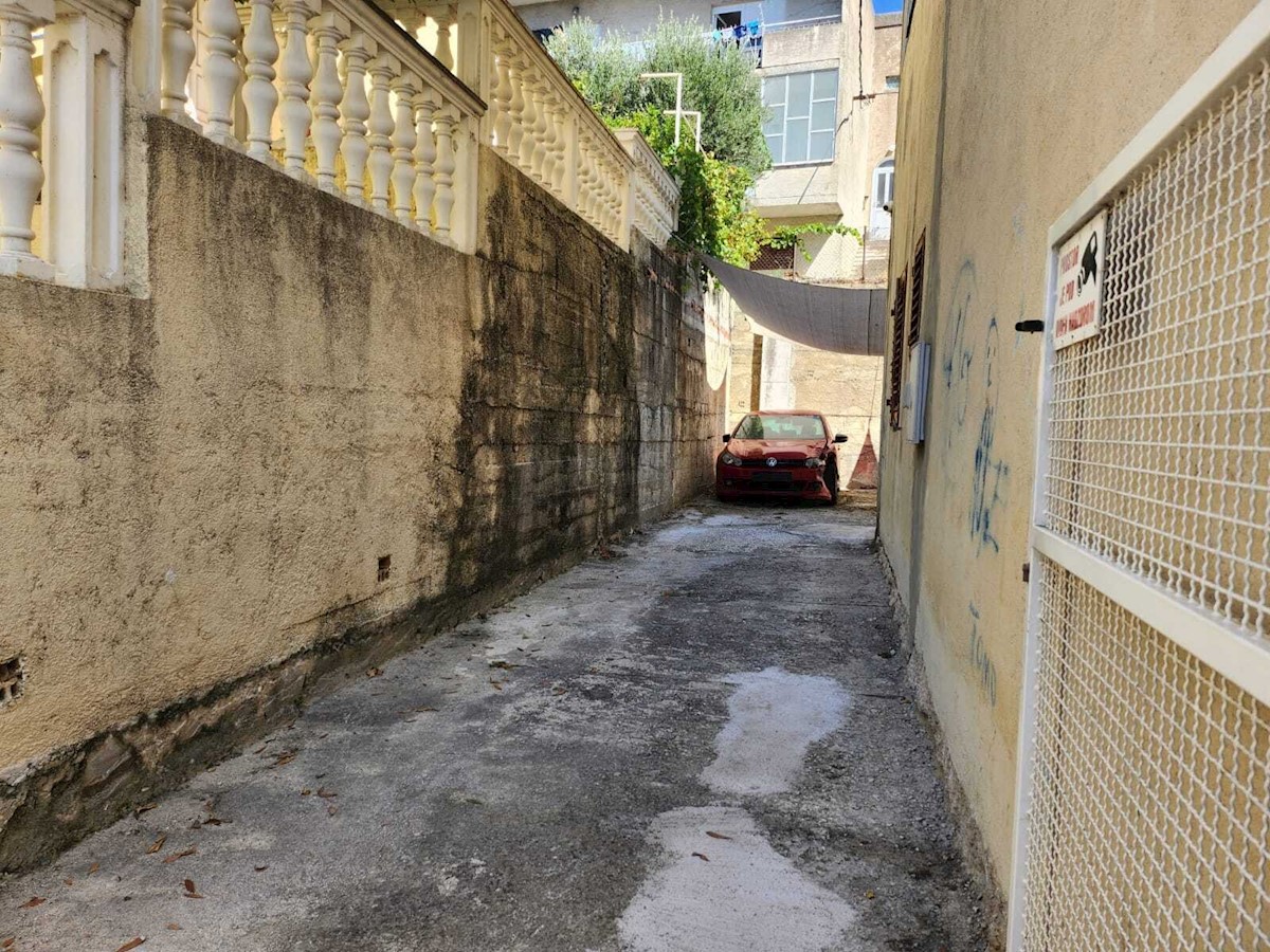 Apartment Zu verkaufen - SPLITSKO-DALMATINSKA SPLIT