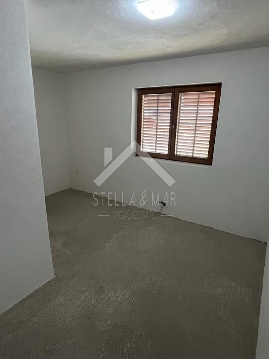 House For sale - LIČKO-SENJSKA UDBINA