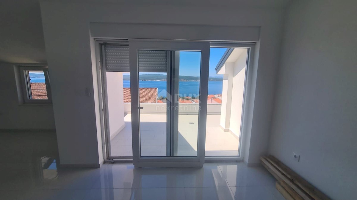 Stan Na prodaju - PRIMORSKO-GORANSKA CRIKVENICA