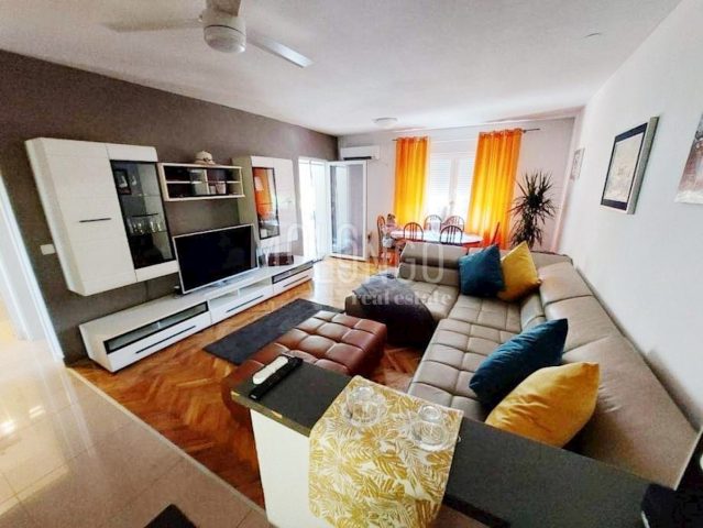 Flat For sale - Primorsko-goranska Krk - foto 3/11