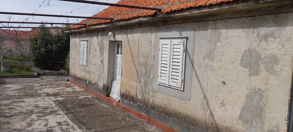 Casa In vendita - ŠIBENSKO-KNINSKA ŠIBENIK