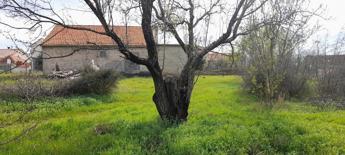 Haus Zu verkaufen - ŠIBENSKO-KNINSKA ŠIBENIK