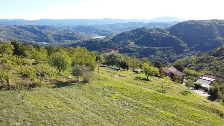 Działka na sprzedaż 1276 m² – Zamask