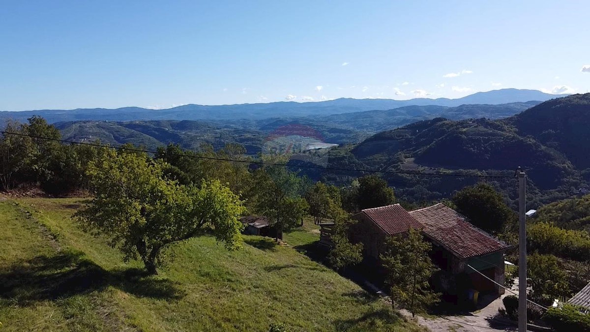Parcela Na predaj - ISTARSKA PAZIN