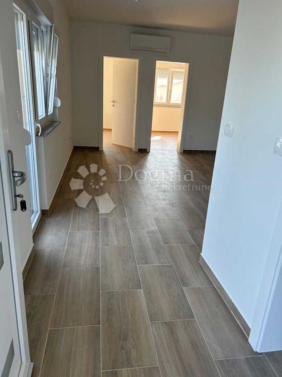 Flat For sale - ZADARSKA NIN