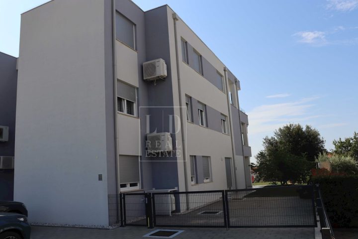 Appartamento In vendita - Istarska Novigrad - foto 2/17
