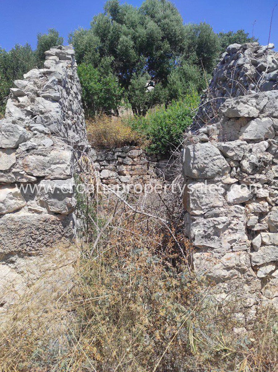 Casa In vendita - SPLITSKO-DALMATINSKA HVAR