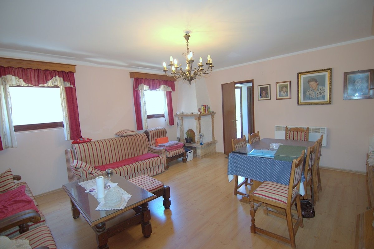 House For sale - ISTARSKA TAR-VABRIGA