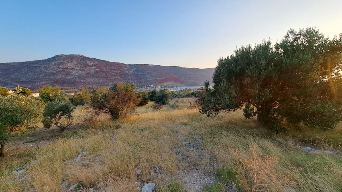 Land For sale - ŠIBENSKO-KNINSKA ŠIBENIK