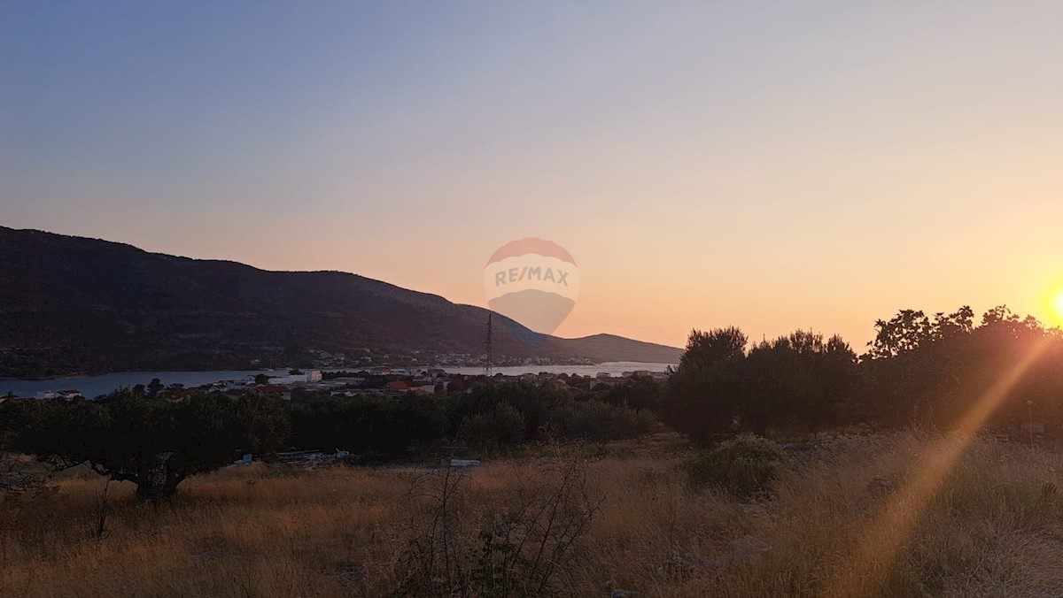 Land For sale - ŠIBENSKO-KNINSKA ŠIBENIK