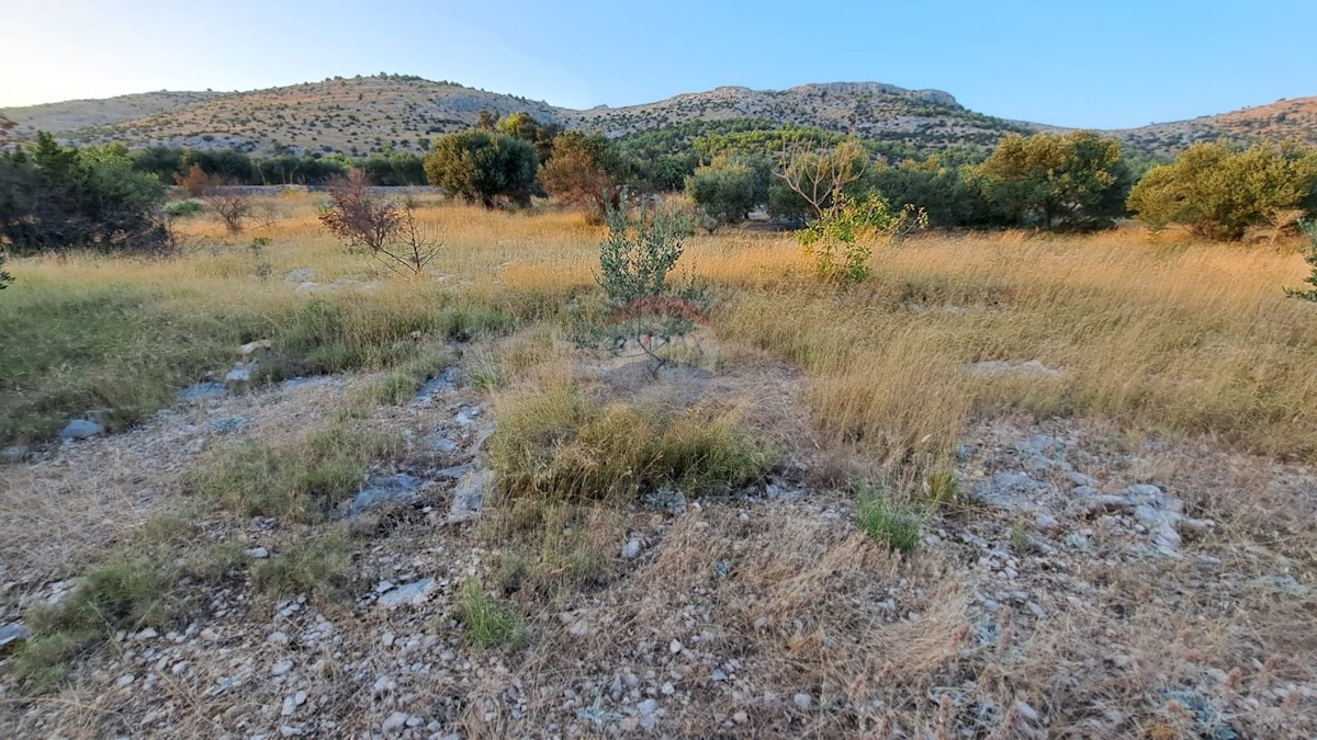 Land For sale - ŠIBENSKO-KNINSKA ŠIBENIK