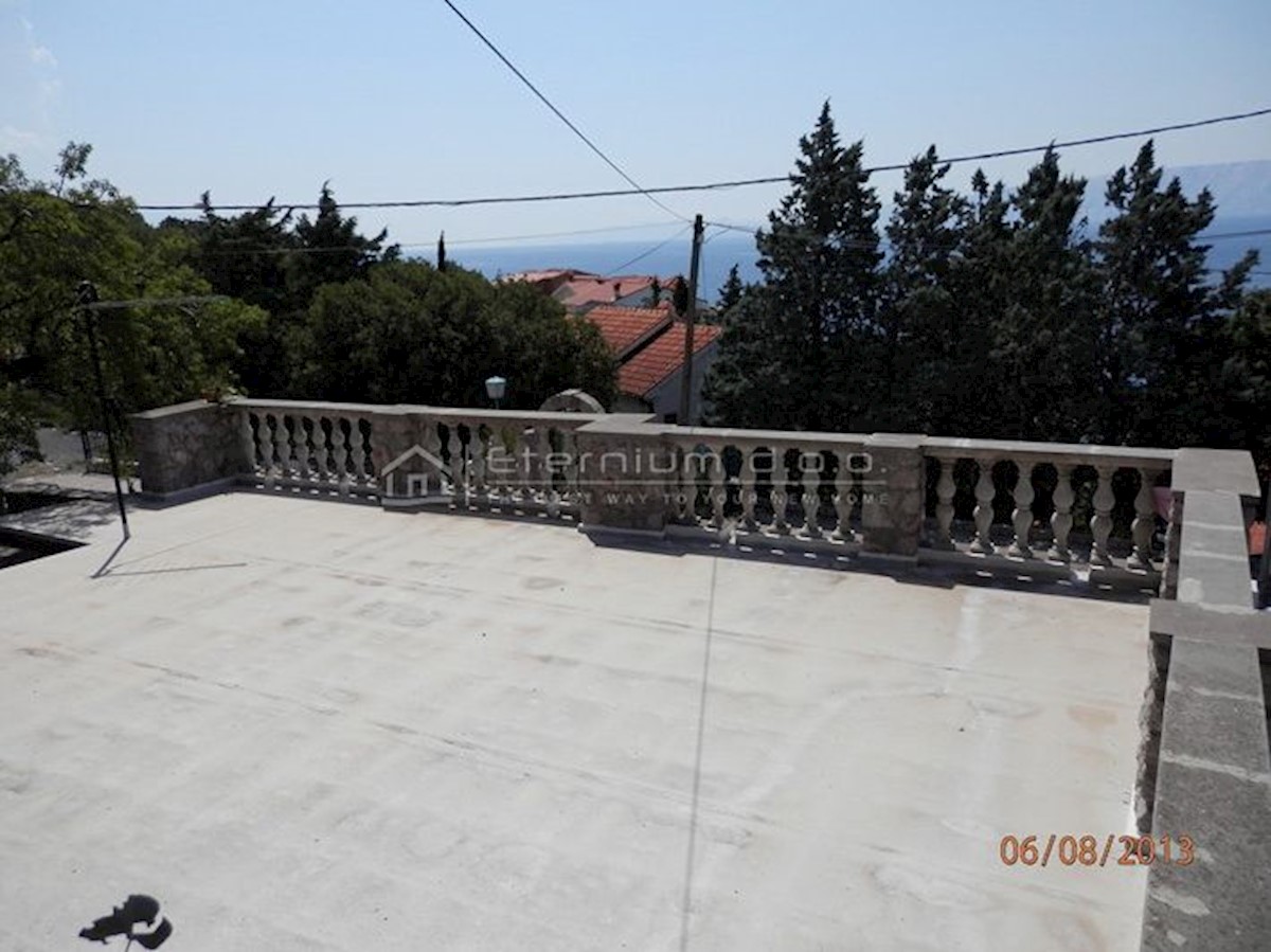 Kuća Na prodaju - PRIMORSKO-GORANSKA NOVI VINODOLSKI