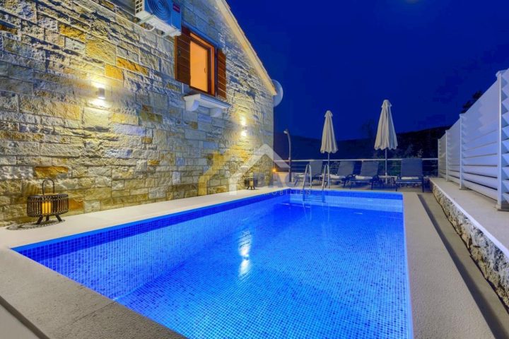Kuća Na prodaju - Splitsko-dalmatinska Brač - foto 2/36