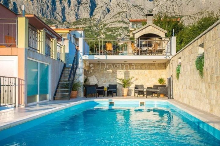Hiša Na predaj - Splitsko-dalmatinska Makarska - foto 2/9