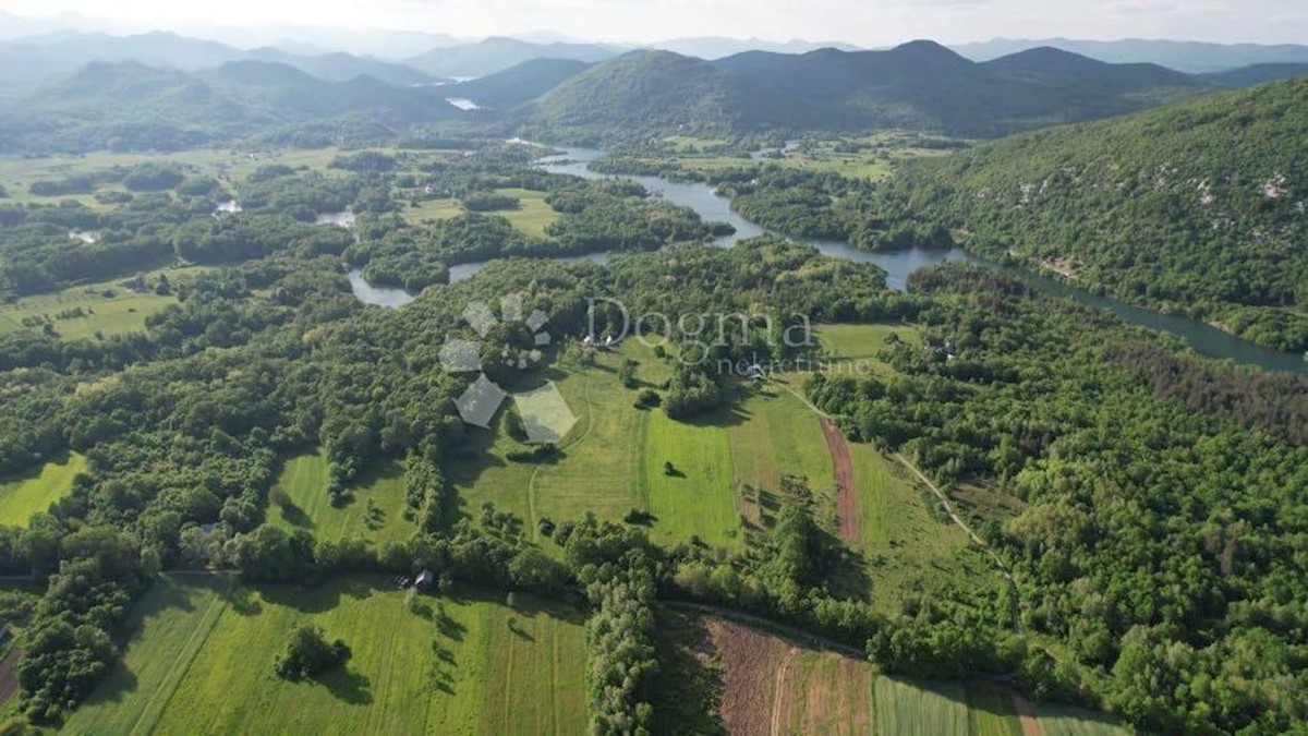 Land For sale - LIČKO-SENJSKA GOSPIĆ