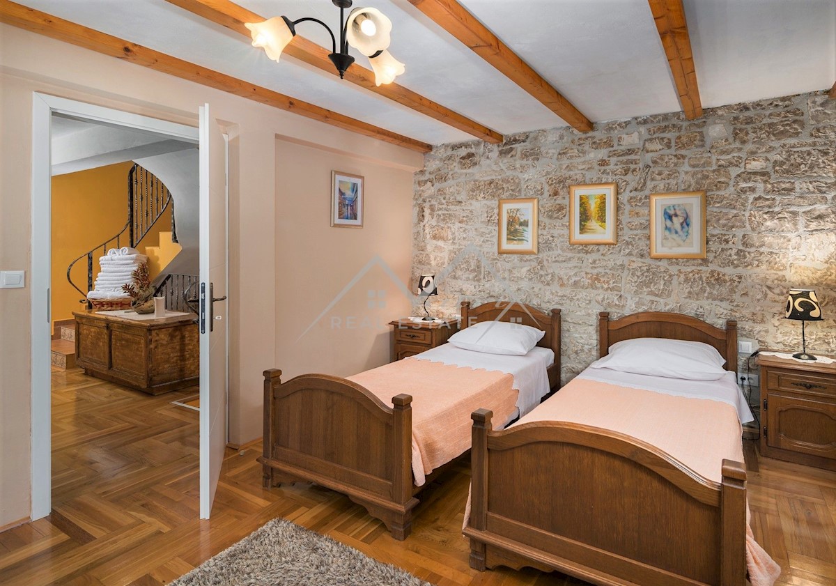 Dom Na predaj - ISTARSKA POREČ