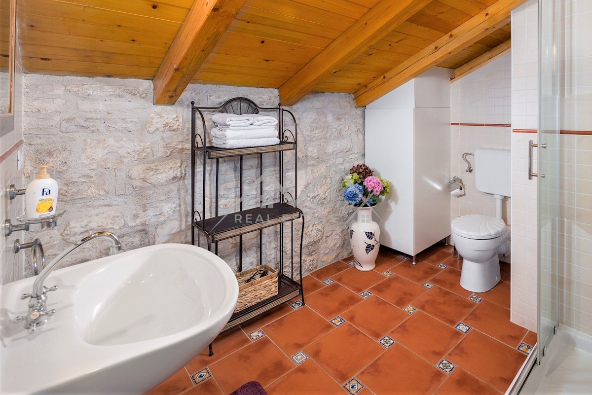 Dom Na predaj - ISTARSKA POREČ