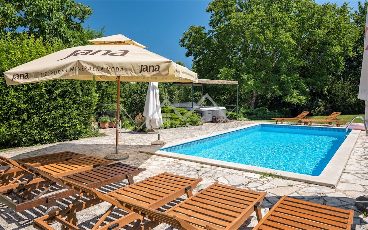 Dom Na predaj - ISTARSKA POREČ