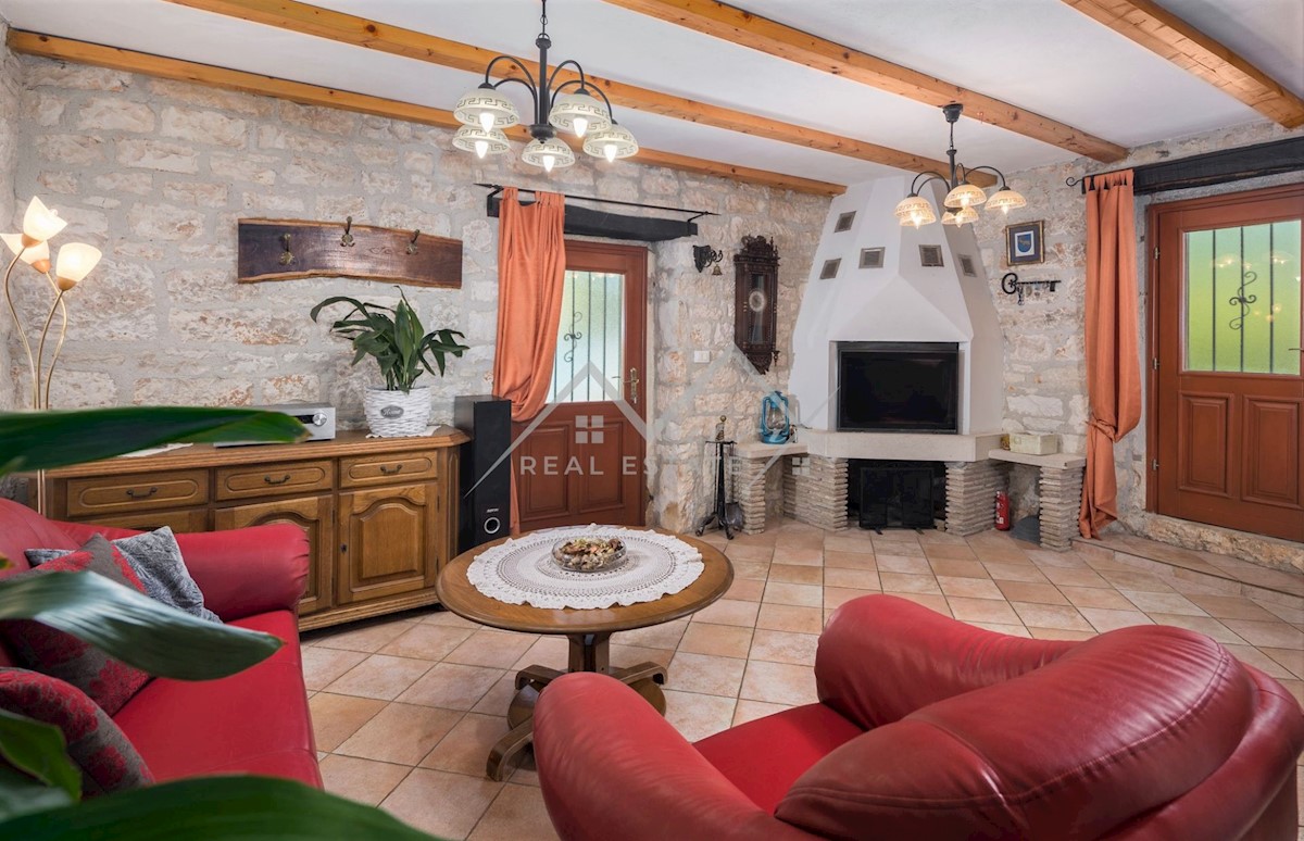 Dom Na predaj - ISTARSKA POREČ