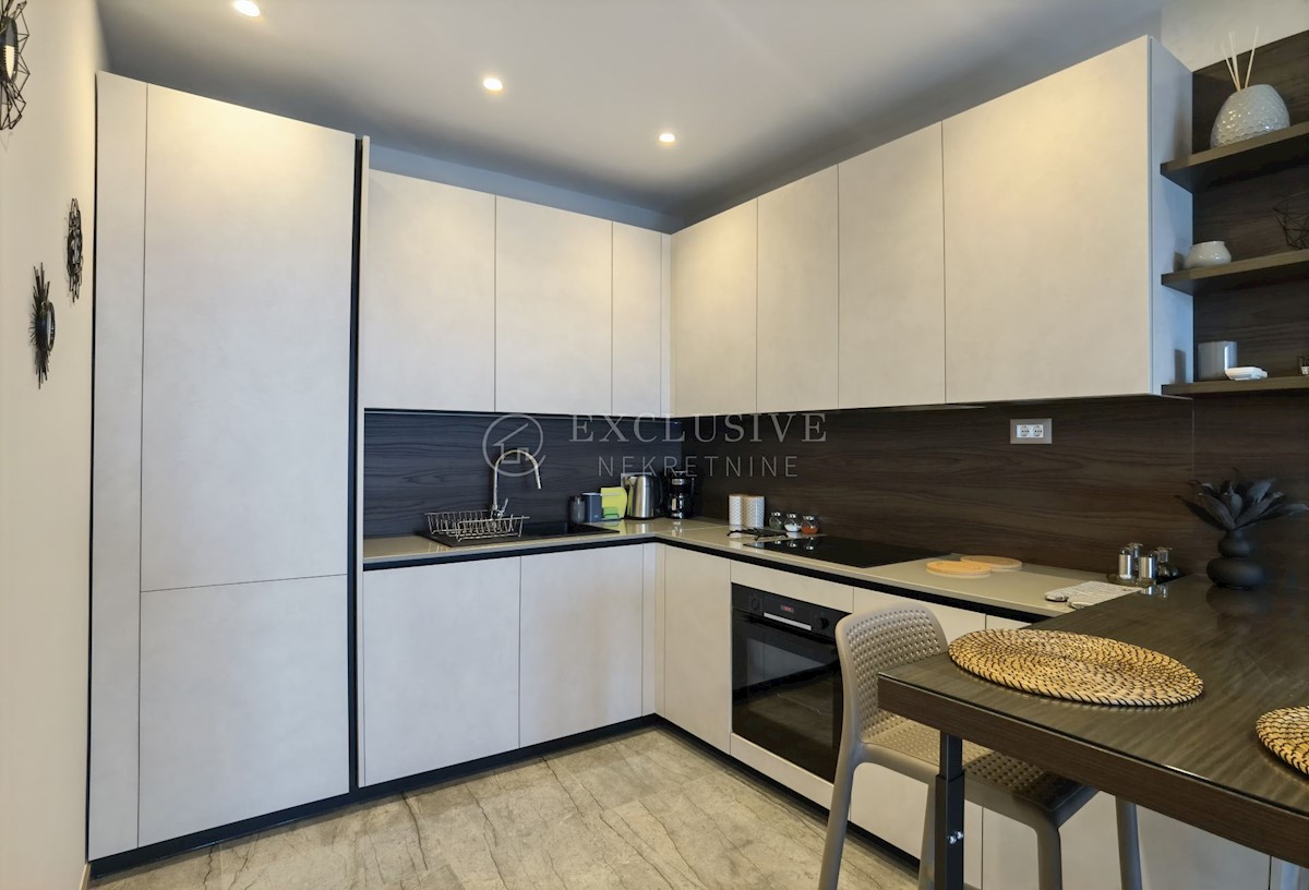 Apartment Zu verkaufen - PRIMORSKO-GORANSKA OPATIJA