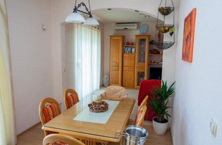 Apartmán na prodej 129 m² – Makarska