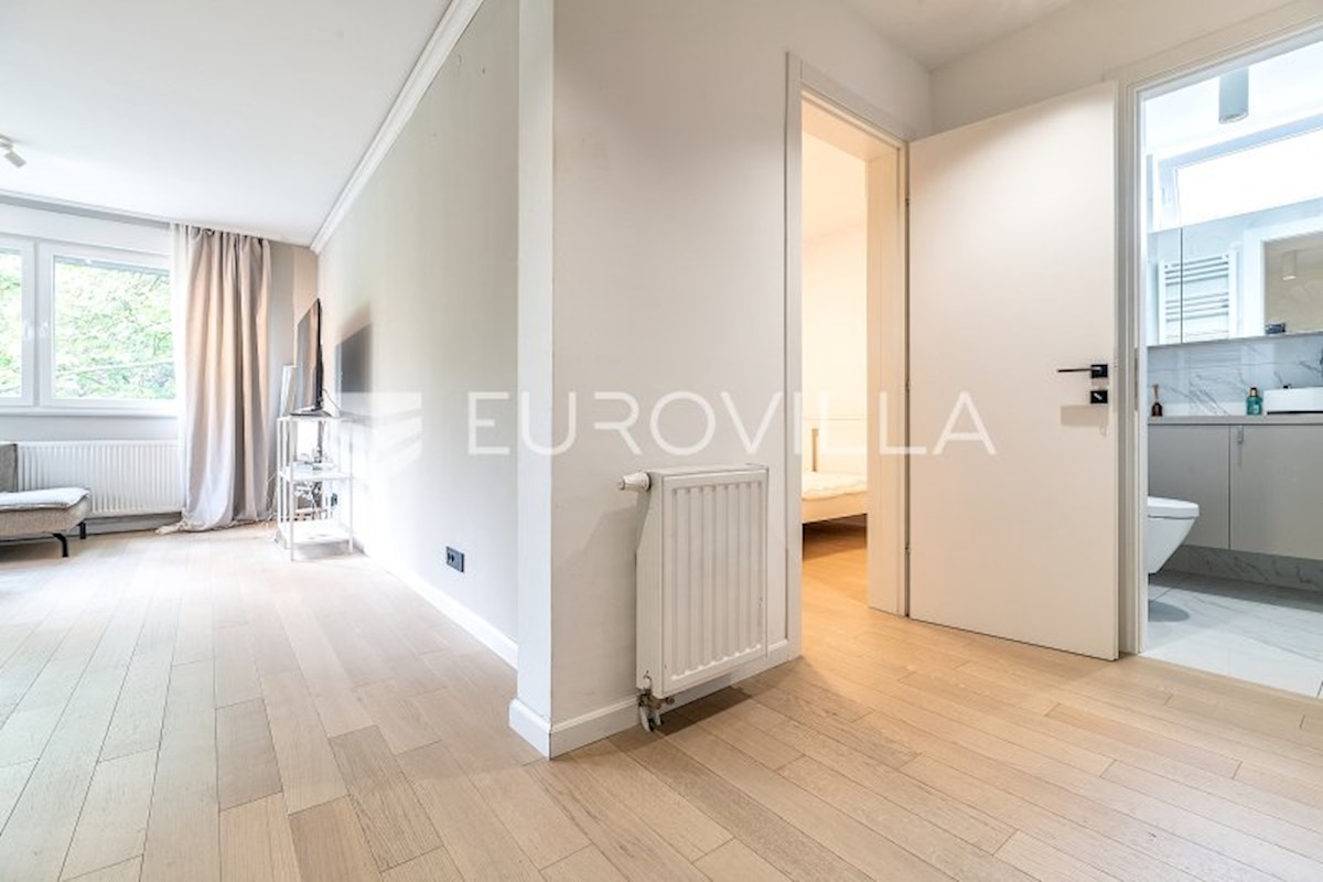 Appartement À louer - GRAD ZAGREB ZAGREB