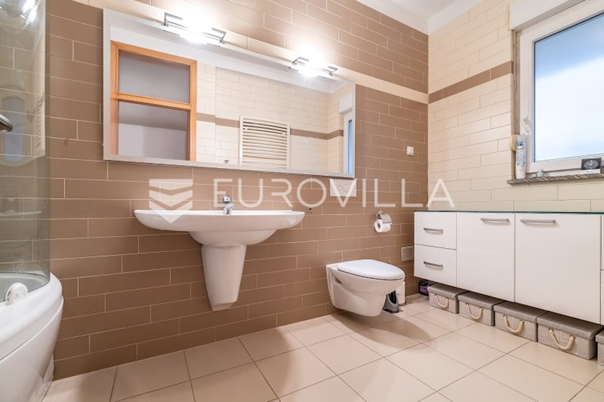 Apartma Na predaj - GRAD ZAGREB ZAGREB