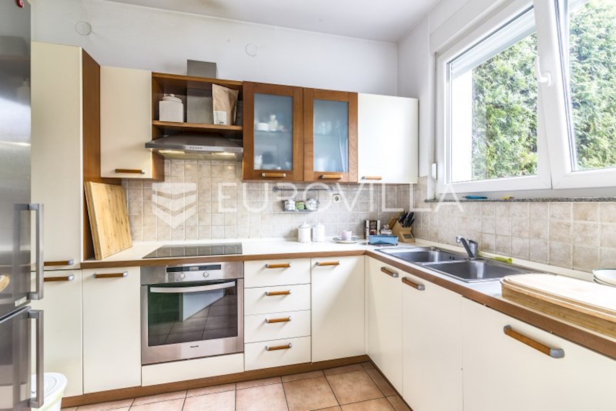 Appartement À vendre - GRAD ZAGREB ZAGREB