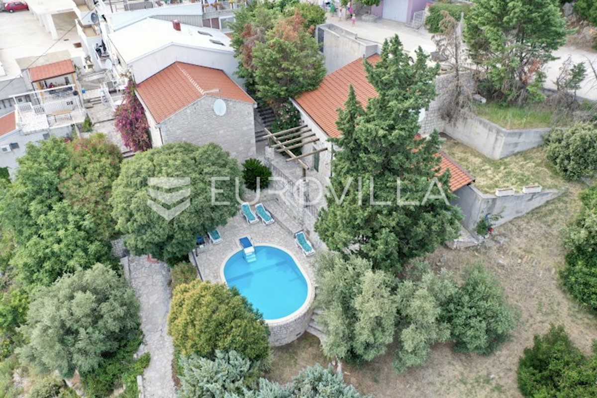 House For sale KOMARNA