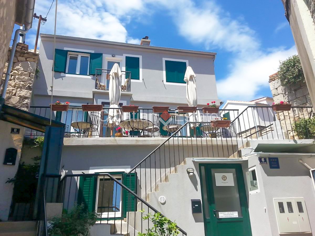 Casa In vendita - SPLITSKO-DALMATINSKA SPLIT