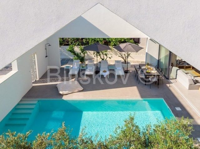 Casa In vendita - Splitsko-dalmatinska Brač - foto 3/37