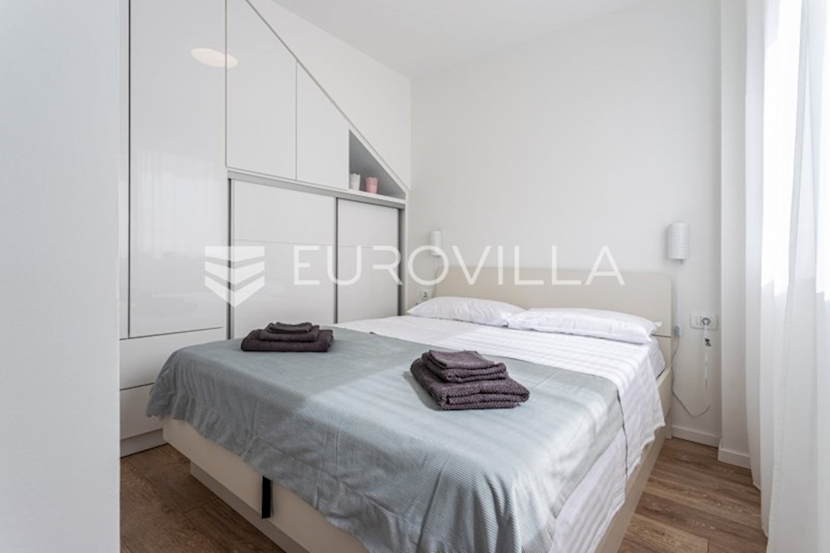 Apartmán K pronájmu - SPLITSKO-DALMATINSKA KAŠTELA