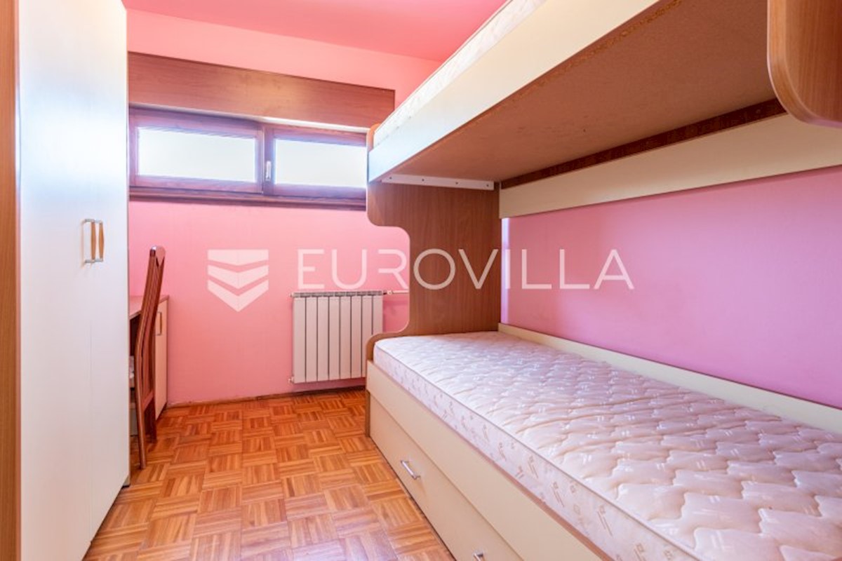 Apartment Zu verkaufen - SPLITSKO-DALMATINSKA SPLIT