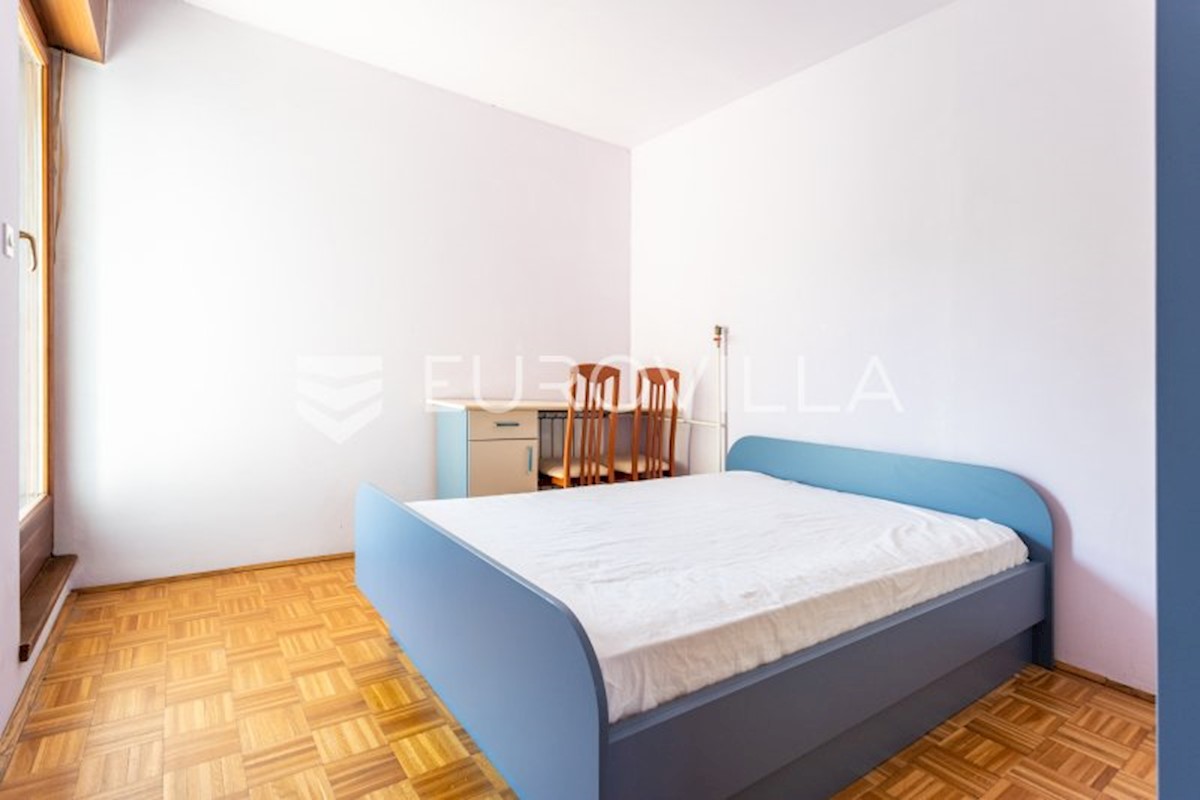 Apartmán Na predaj - SPLITSKO-DALMATINSKA SPLIT