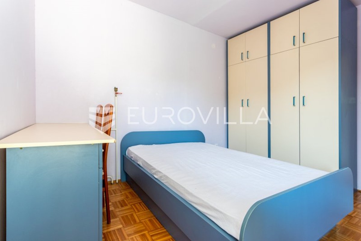 Apartmán Na predaj - SPLITSKO-DALMATINSKA SPLIT