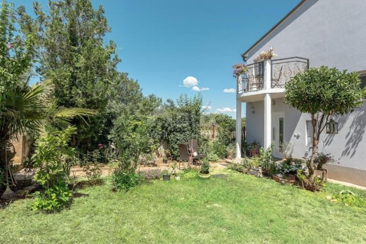 Casa in vendita 360 m² – Pula