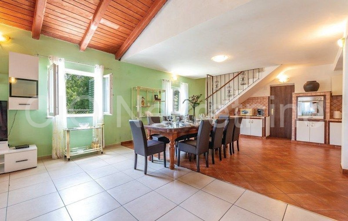 Maison À louer - SPLITSKO-DALMATINSKA MUĆ
