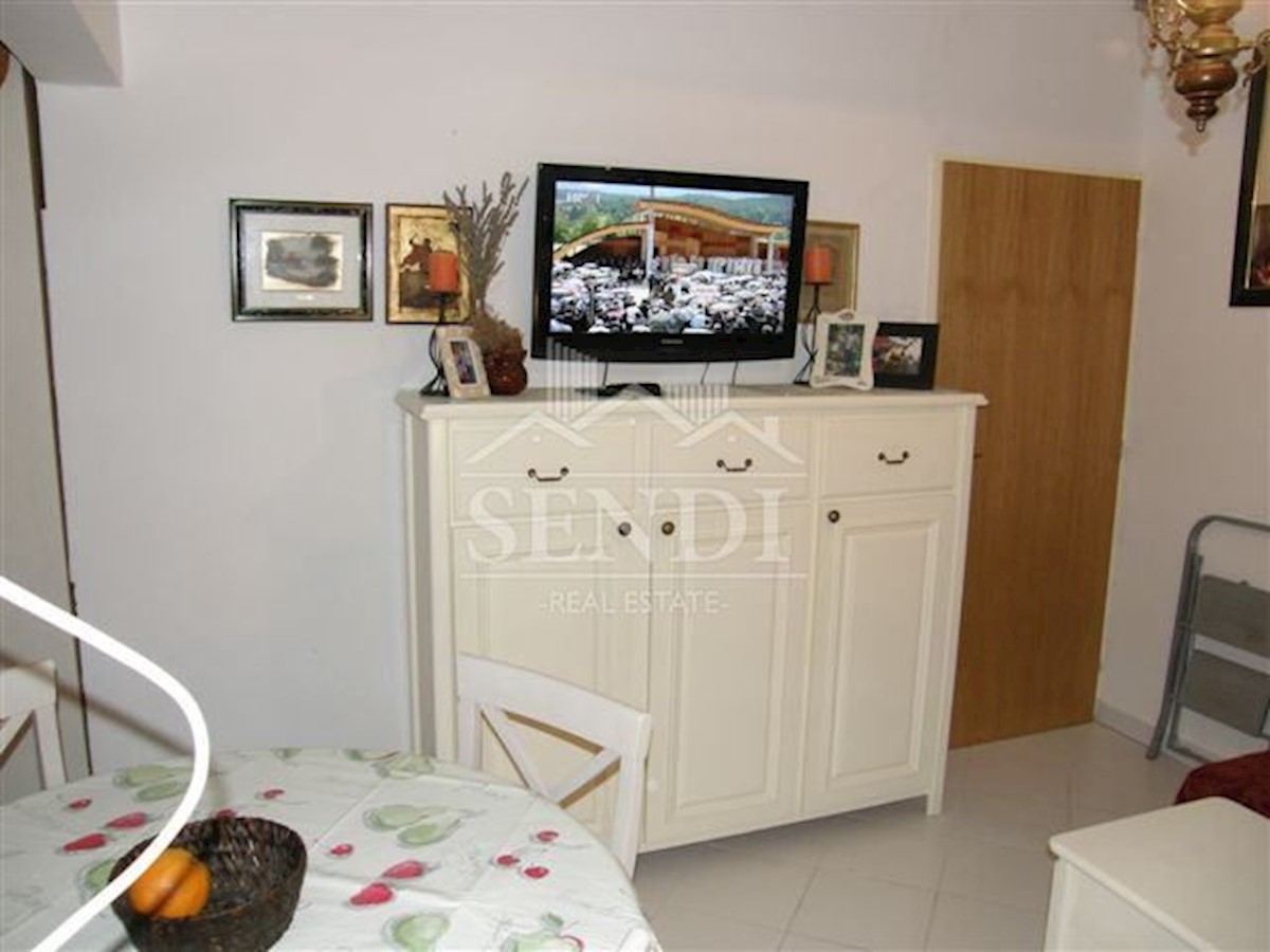 Flat For sale - PRIMORSKO-GORANSKA MALI LOŠINJ