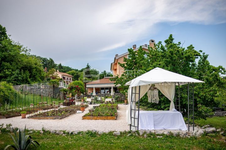 Casa in vendita 675 m² – Lovran